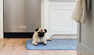 How to clean different stains on kitchen floor mats?